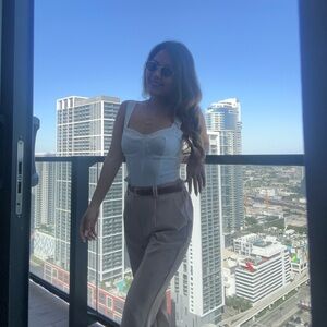 Meet your Posher, Gaby